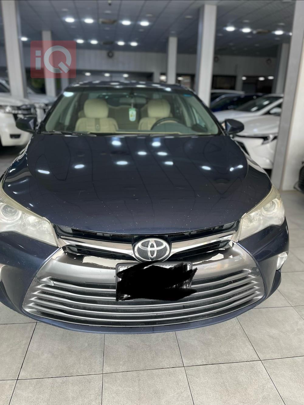 تۆیۆتا کامری